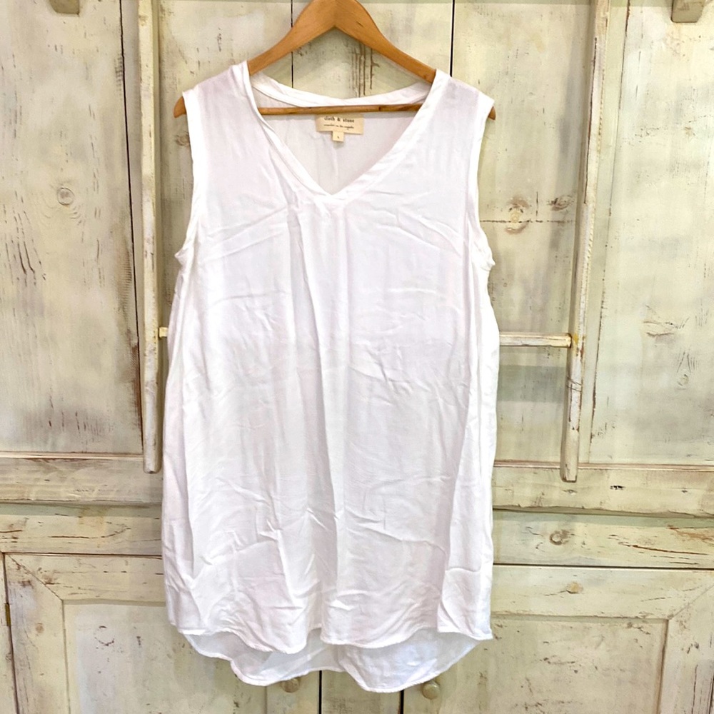 White cloth and stone tank top v neck dress
